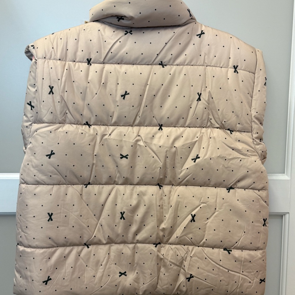 Lightweight Ribbon & Dot Puffer Vest in Beige – Women’s Large - Picture 5 of 8